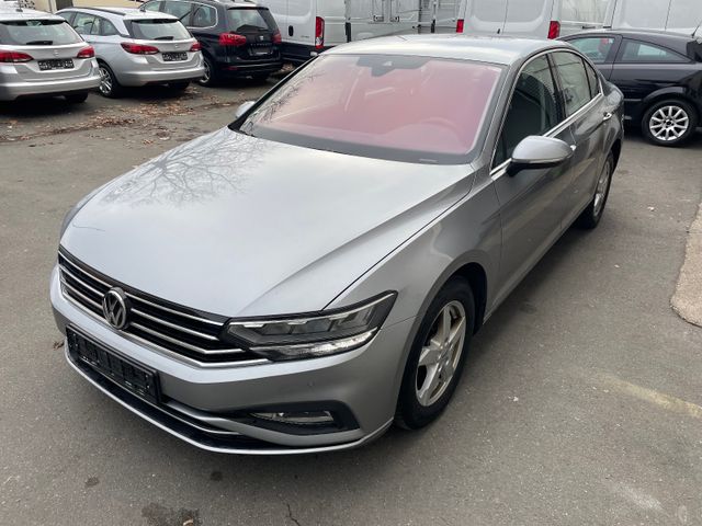 Volkswagen Passat Limousine 2.0 TDI DSG*LED*AHK*ACC*Massage