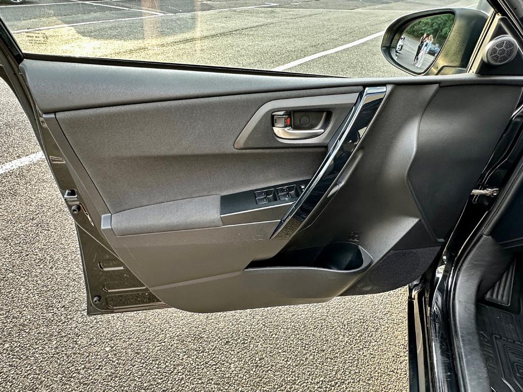 Toyota Auris Touring Sports