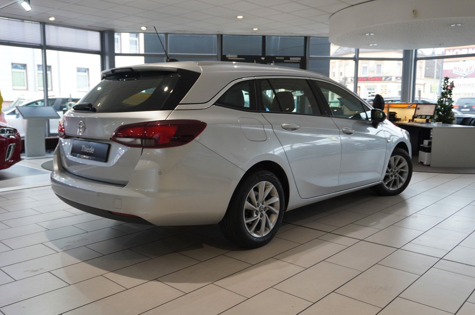 Fahrzeugabbildung Opel Astra K ST 1.5D ELEGANCE  LED/NAVI/PDC/KAM/ALU