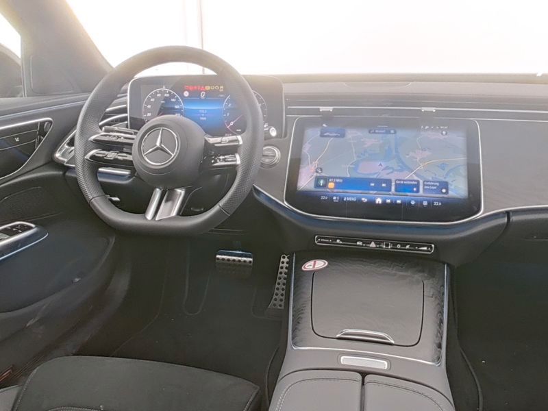 MERCEDES-BENZ E-Class 2025