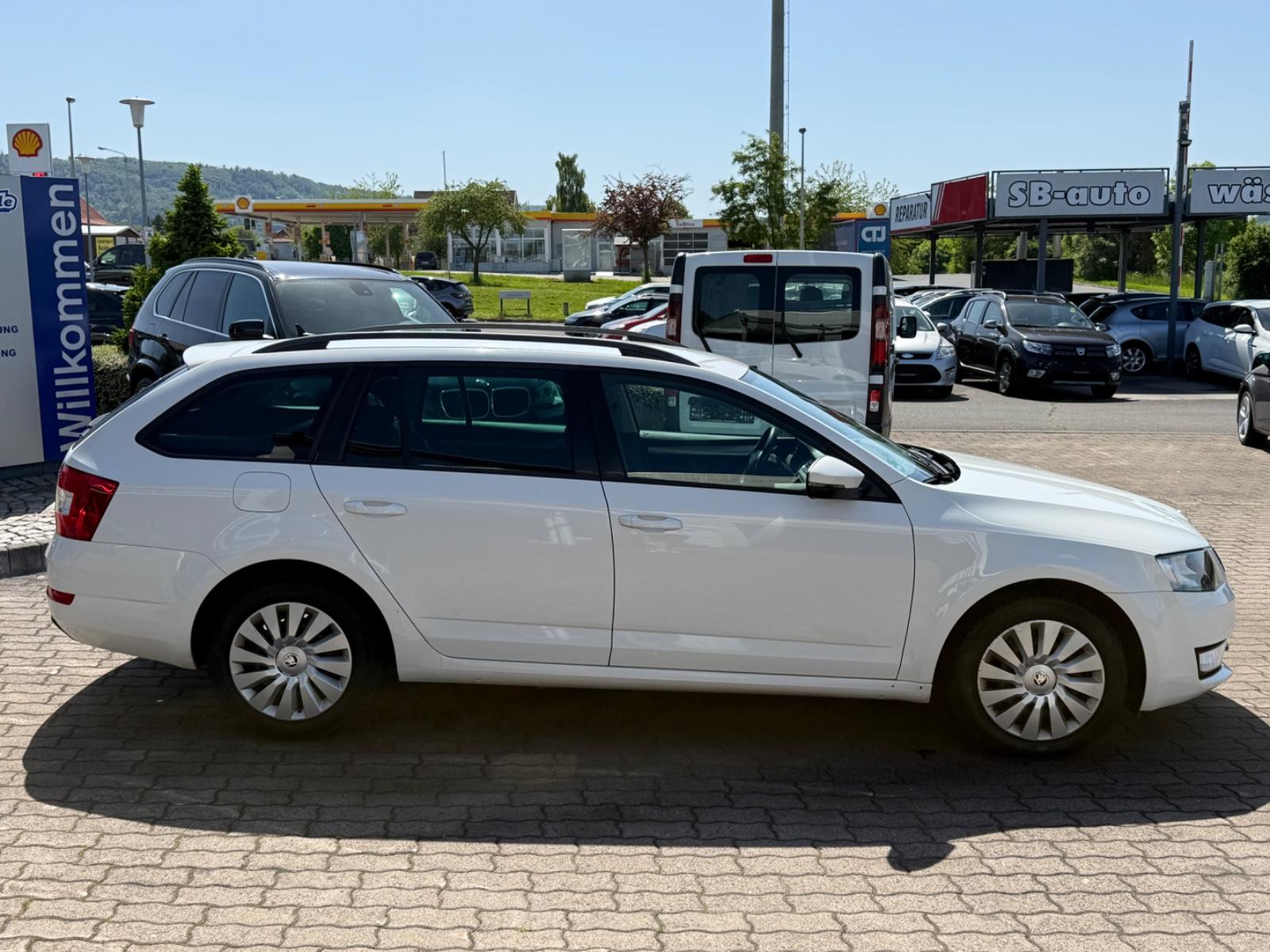 Skoda Octavia 2014 — engine 1.598 cm³, 105 HP (77kW)