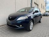 Lancia Ypsilon 1.2 69 CV 5 porte Gold - blaue Lancia Ypsilon