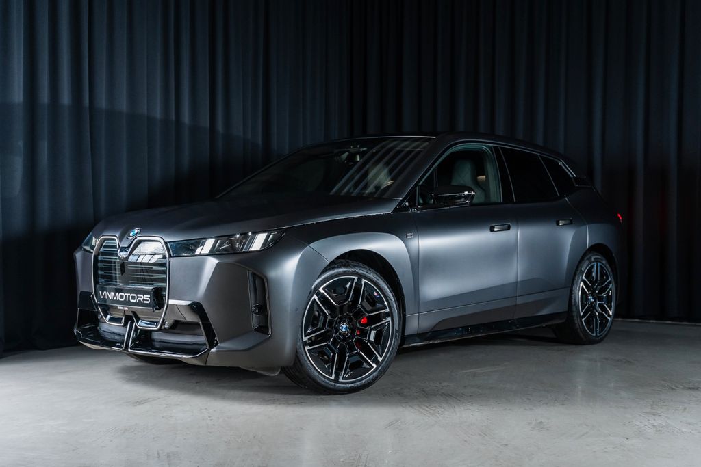 Image of BMW iX