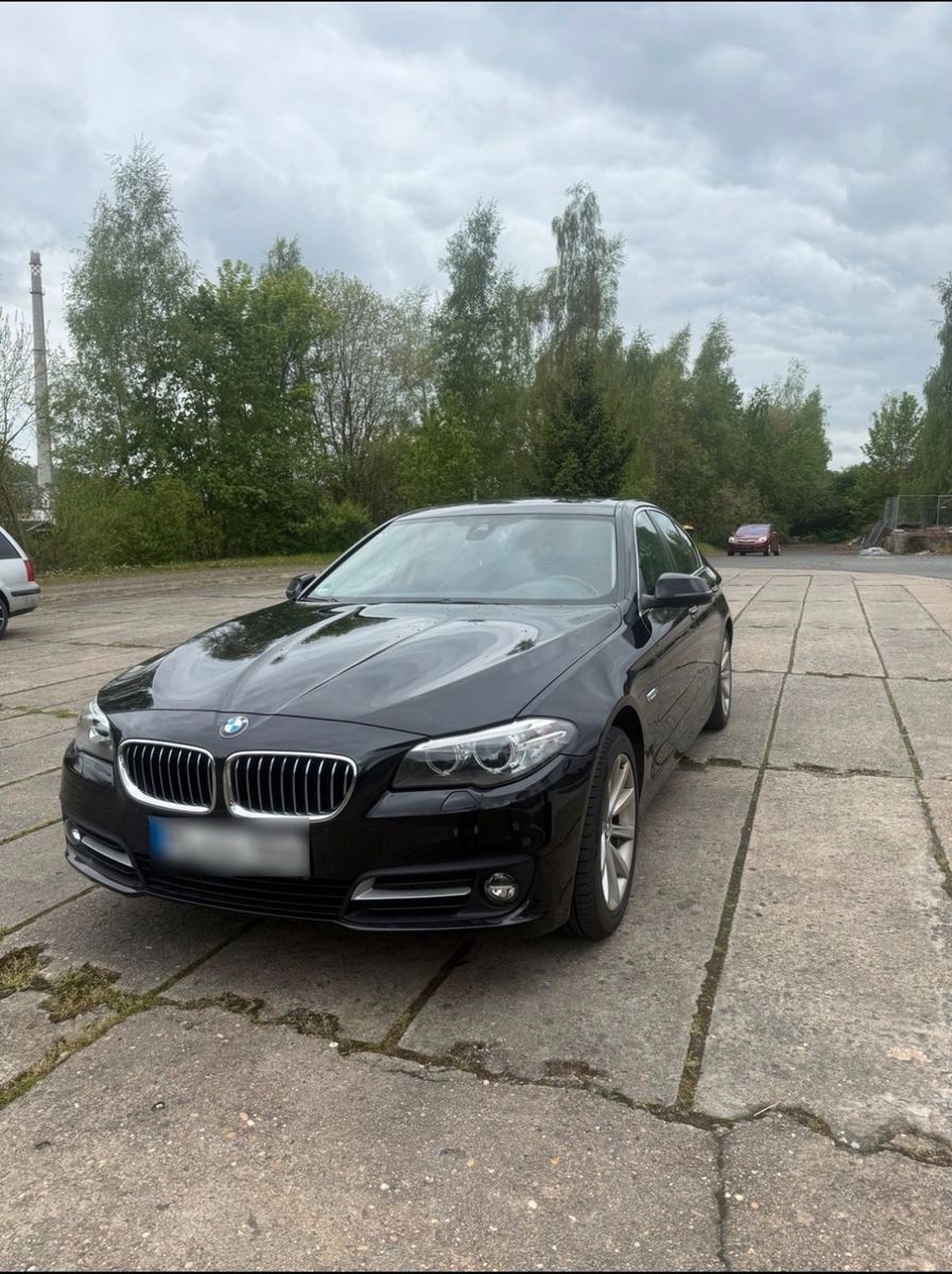 BMW BMW F10 LCI | 520d X-Drive | Luxury Line | TÜV |
