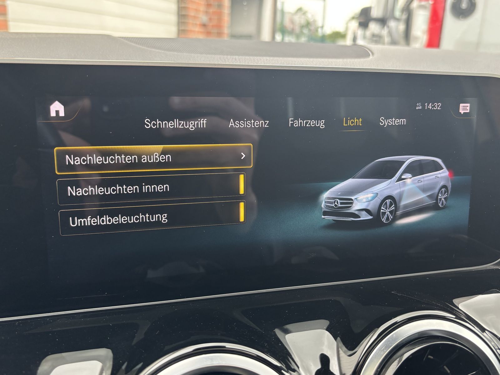 Mercedes-Benz B 200 AMG NAVI LEDER LED NIGHT PAKET SPURHALTE foto 14