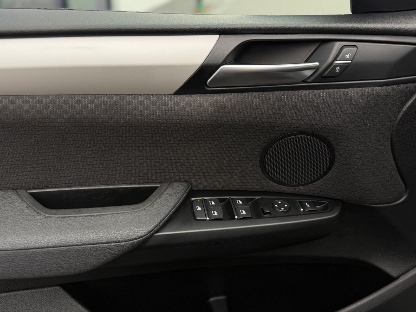 X3 xDrive 20 d Advantage Auto. Navi LED