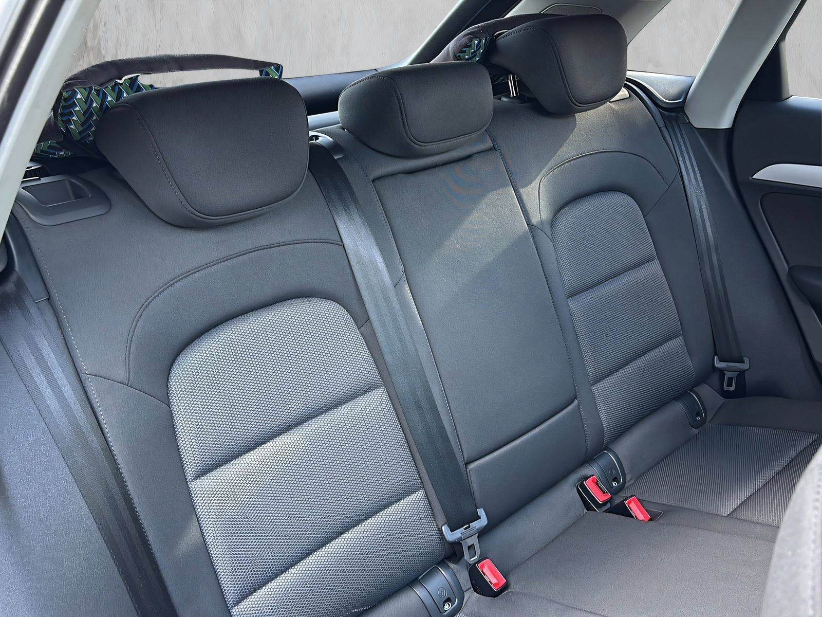 Fahrzeugabbildung Audi Q3 2.0 TDI S LINE SELECTION PANO NAVI KEYLESS