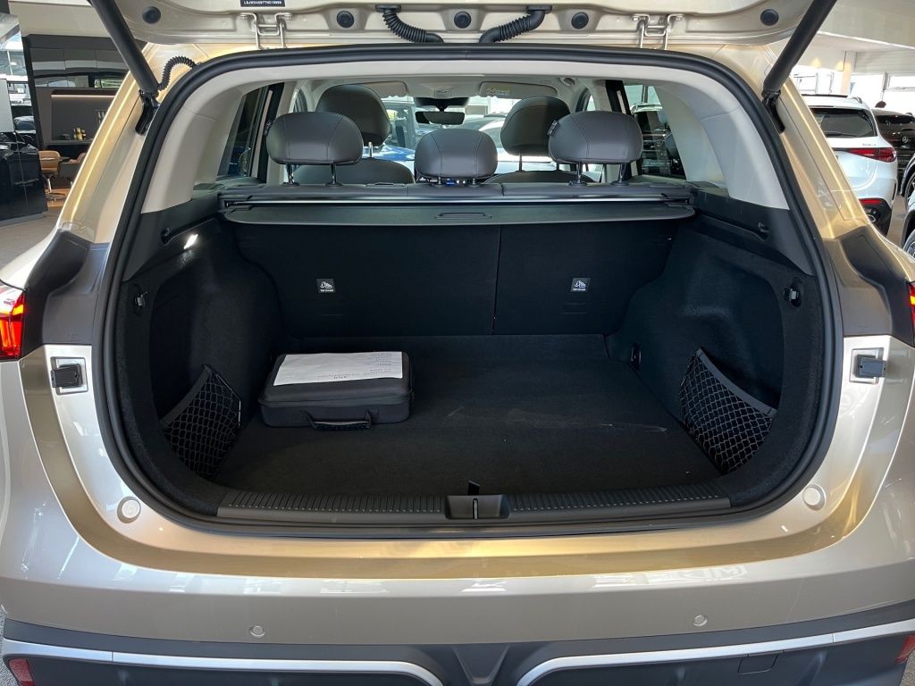 MG S6 EV