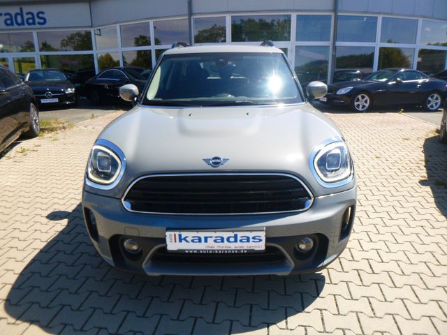 Fahrzeugabbildung MINI COOPER Countryman >AUT/KAM/NAVI/SHZ<