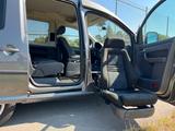 Volkswagen Caddy 1,6TDI beste Rollstuhlaustattung - : Van, Best