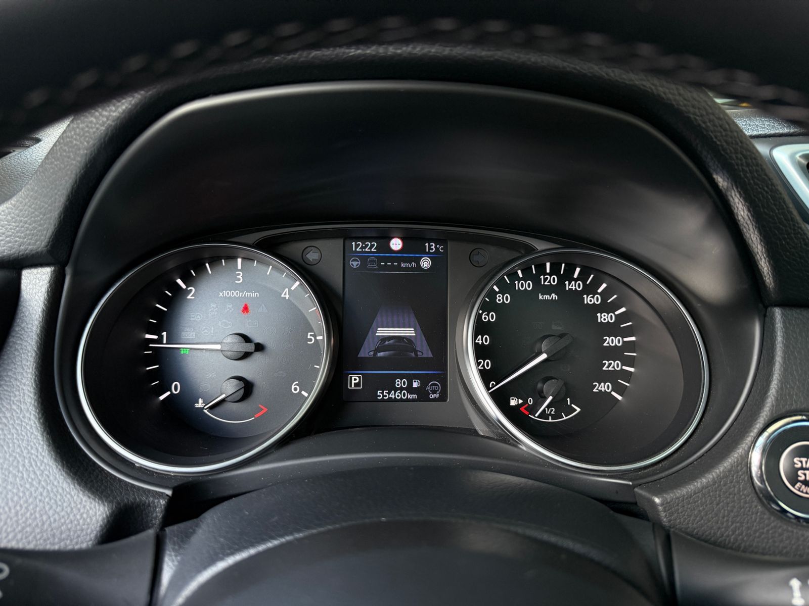 Fahrzeugabbildung Nissan Qashqai Tekna+ 4x4 PANO RFK ACC NAVI