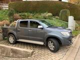 Toyota Hilux mit Boss Schneeschild - Toyota Hilux Unfallwagen