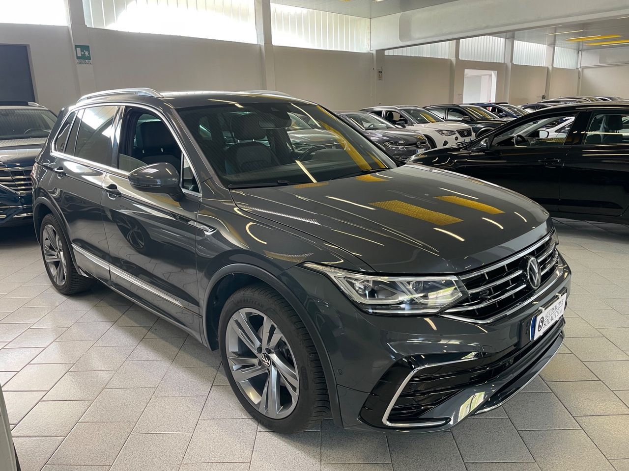 Volkswagen Tiguan 2.0 TDI 150 CV SCR DSG R-Line  imagem 3