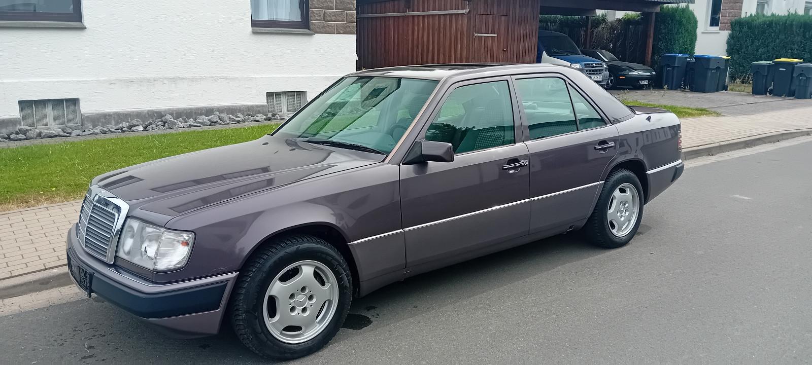 Mercedes-Benz 200E  H-Kennz.