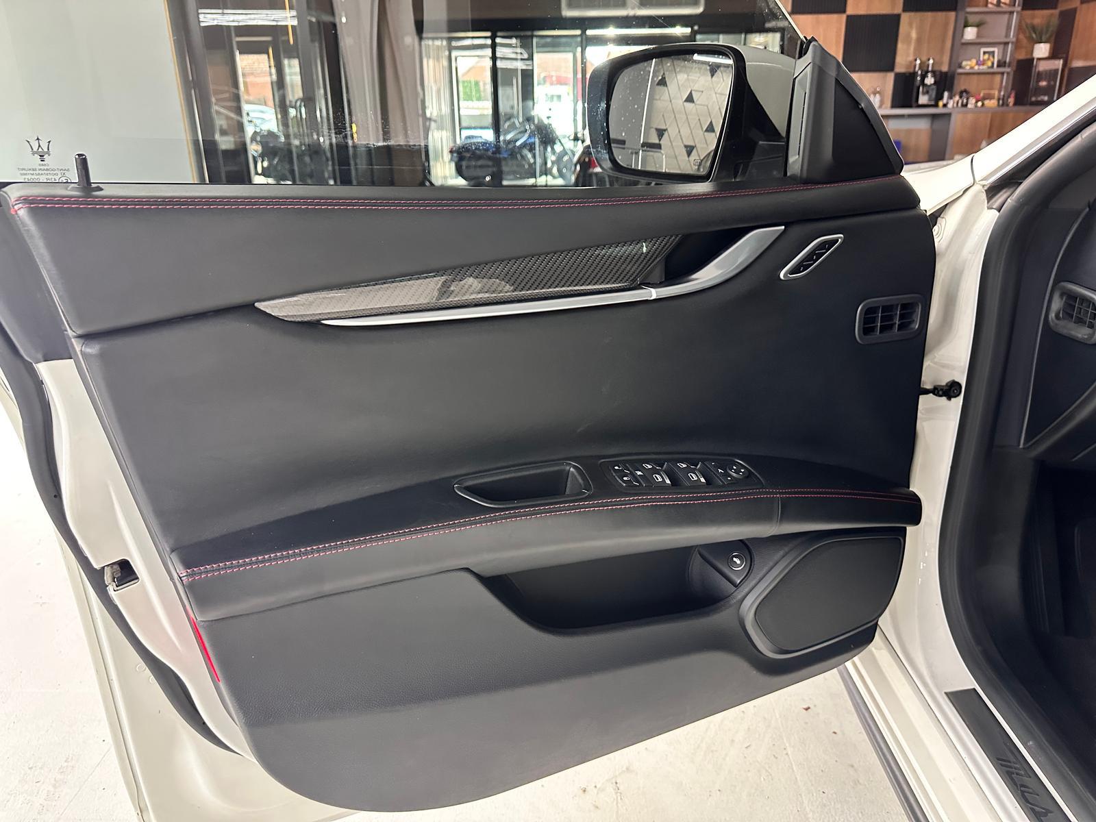 MASERATI GHIBLI 3.0 V6 TWINTURBO | 330 ch | 4X4 | BVA | HAYON ÉLECTRIQUE | VENTILATION DU SIÈGE