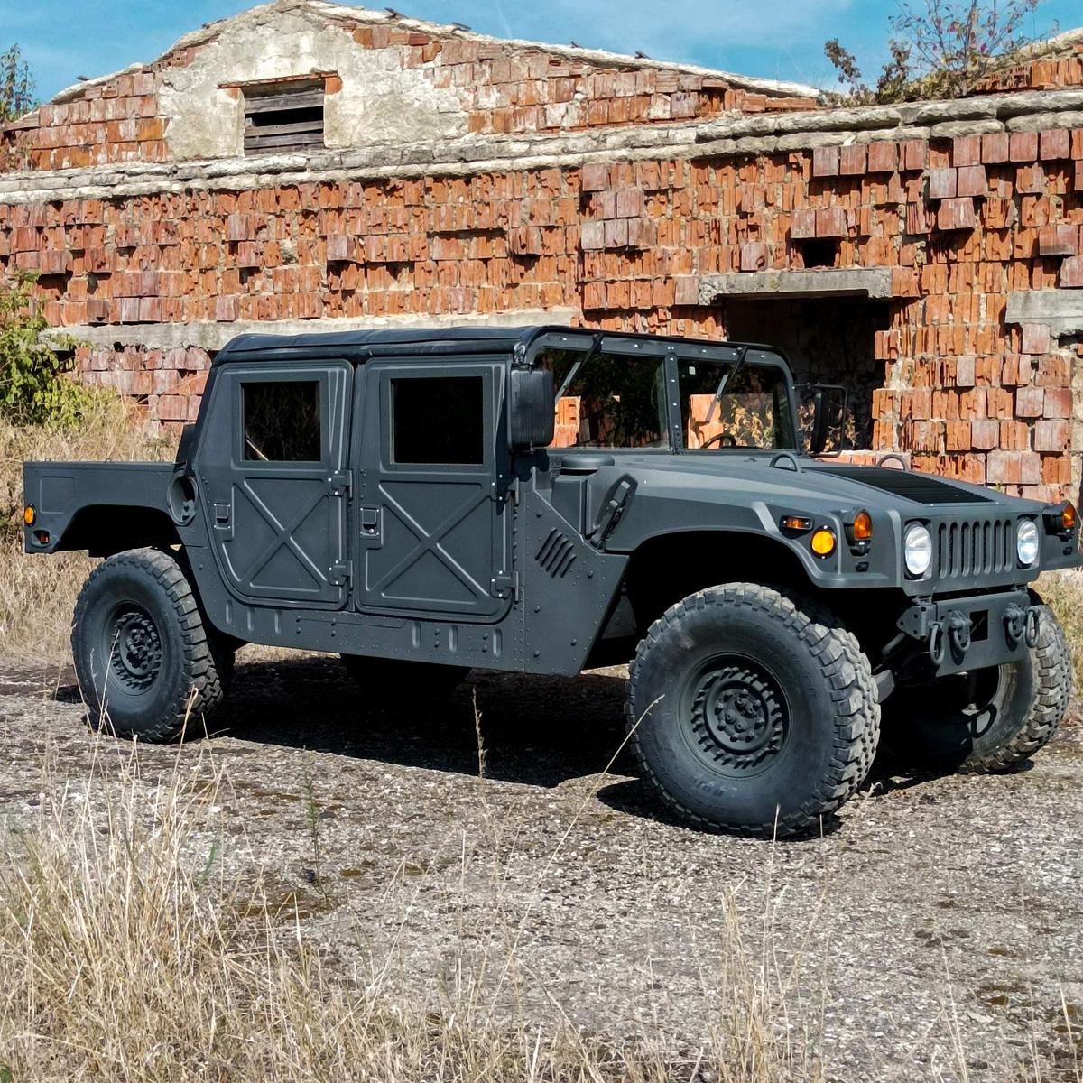 Hummer H1, HMMWV, Humvee, M 1123,  neu aufgebaut