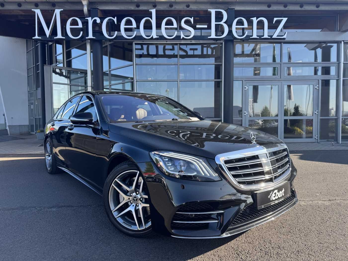 Fahrzeugabbildung Mercedes-Benz S 400d 4M AMG+Pano+Burm+Distr+Massage+ HUD