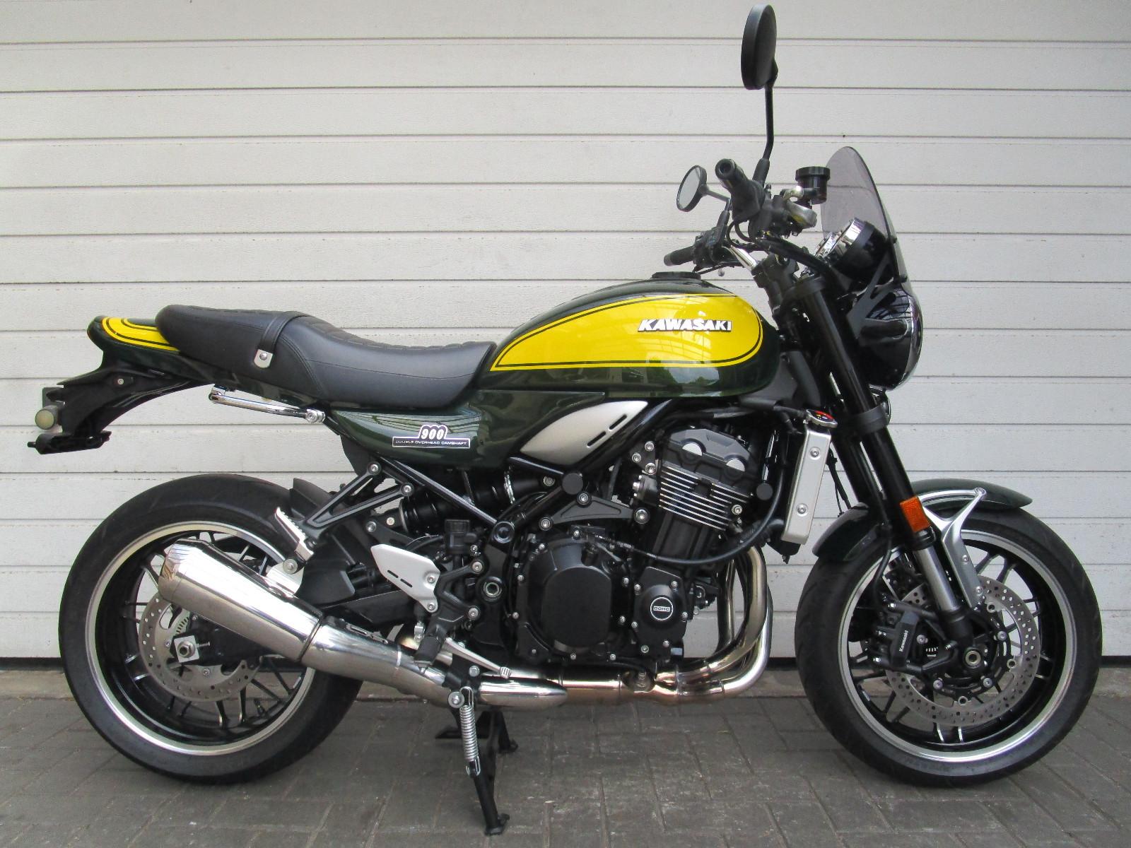 Kawasaki Z 900 RS   3211 km   Extras   Neuzustand