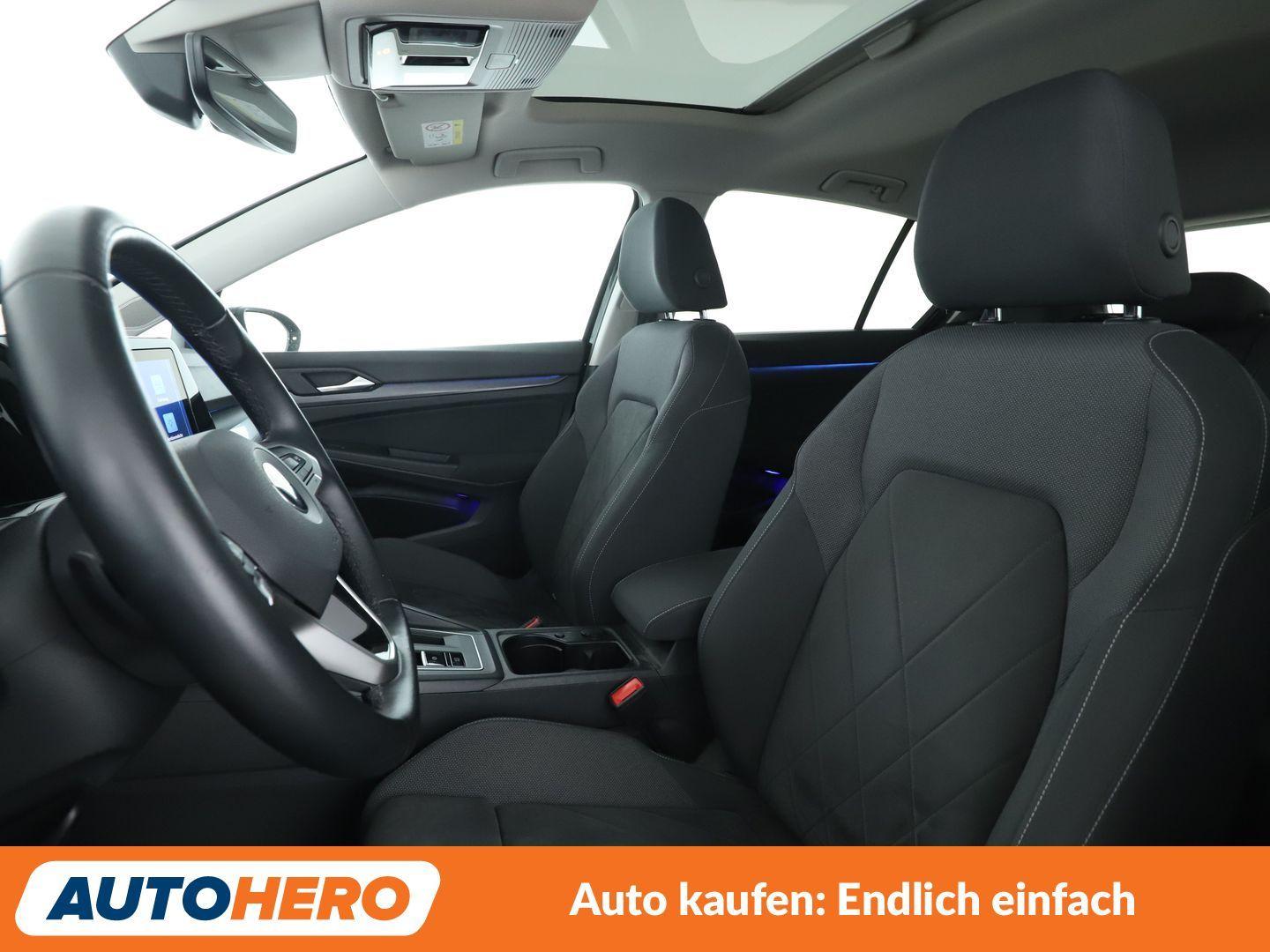 Volkswagen Golf VIII 1.5 eTSI ACT Style Aut.*HUD*MATRIX*ACC