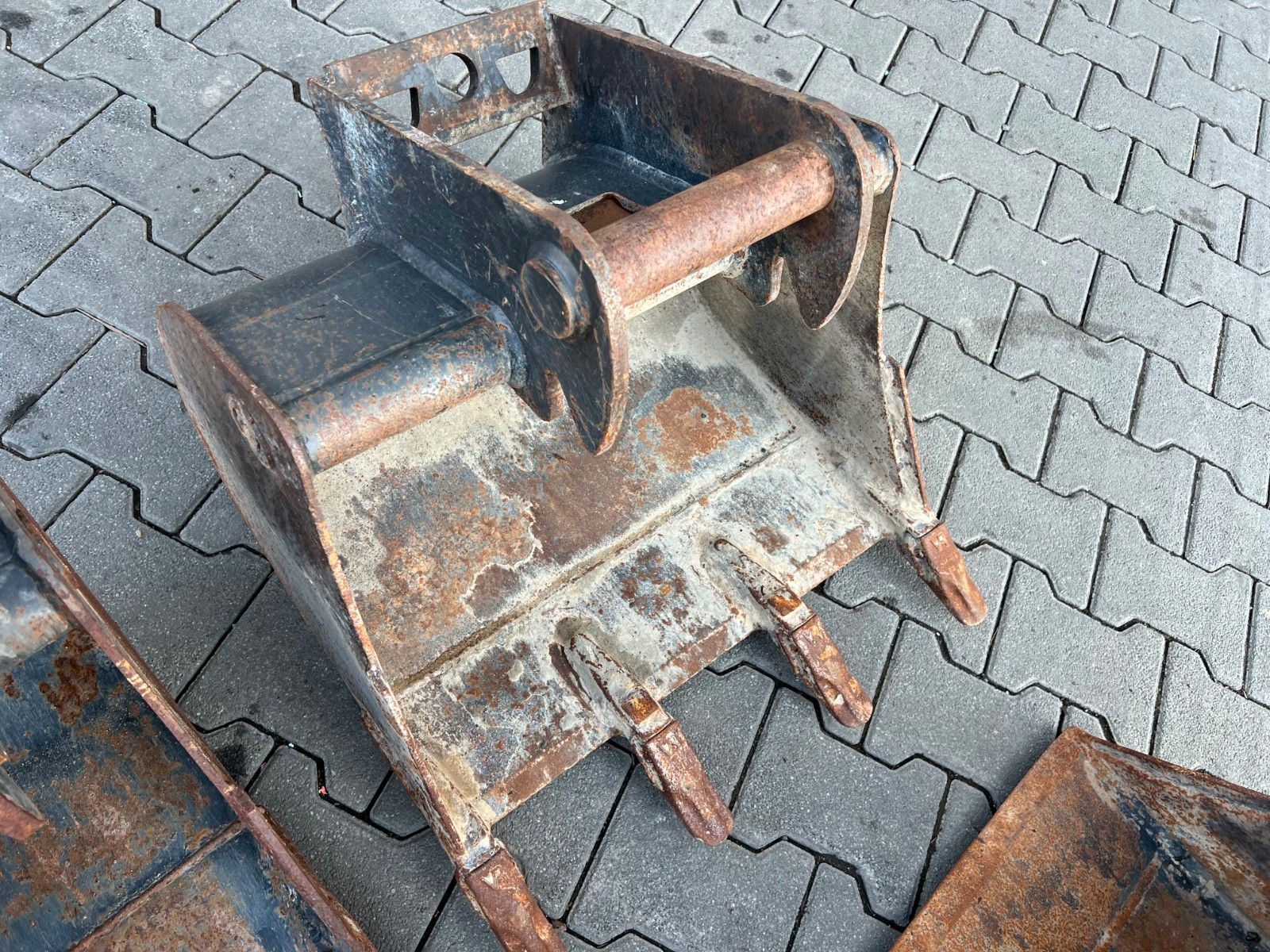 Fahrzeugabbildung Eurocomach 25ZT / nur 316h! / 2021/ Löffelpaket