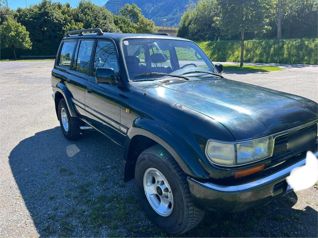 Toyota Land Cruiser