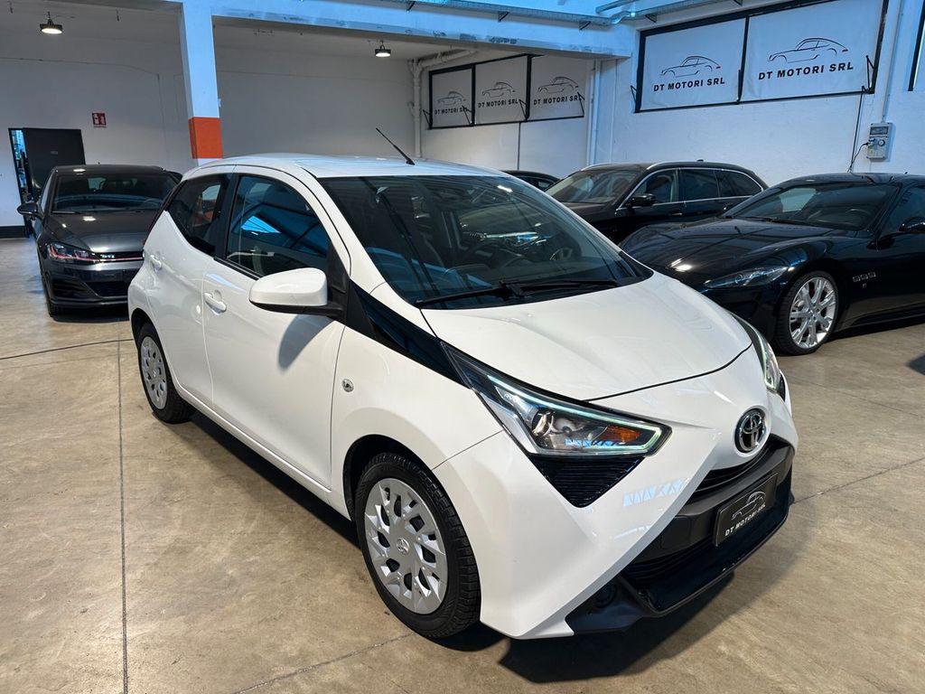 Image of Toyota Aygo (X)