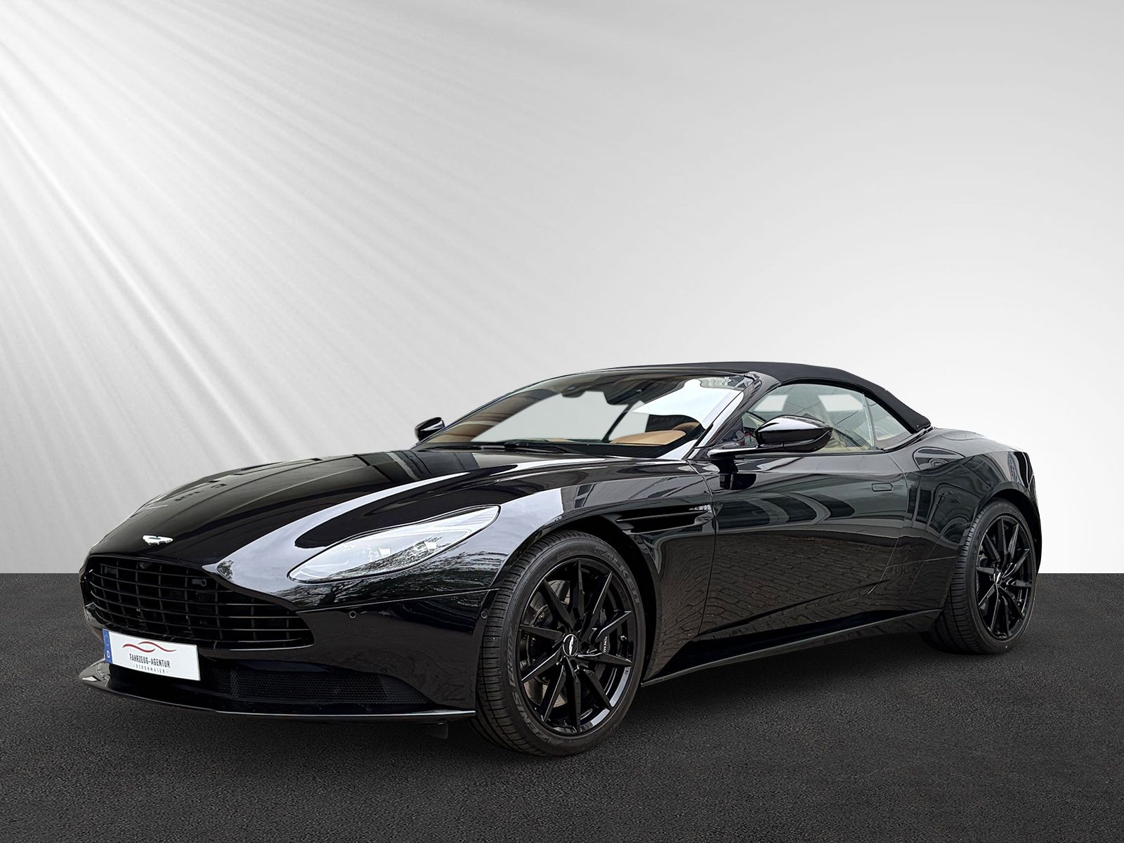 ASTON MARTIN DB11