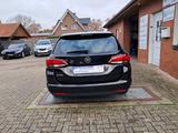 Opel Astra K Sports Tourer Business Start/Stop - Opel Astra mit Benzin-Antrieb: Schaltgetriebe