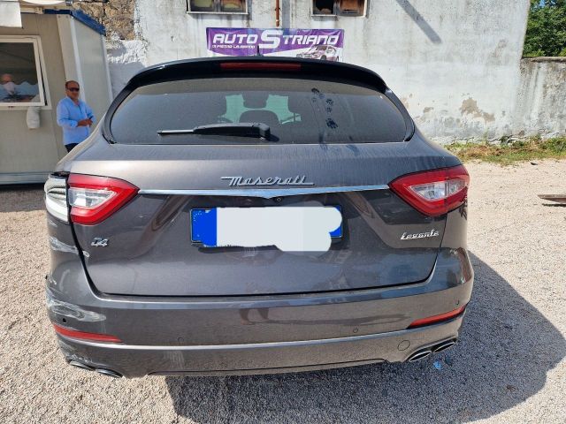 Maserati Levante 3.0 350cv Benz. 99000km-2018