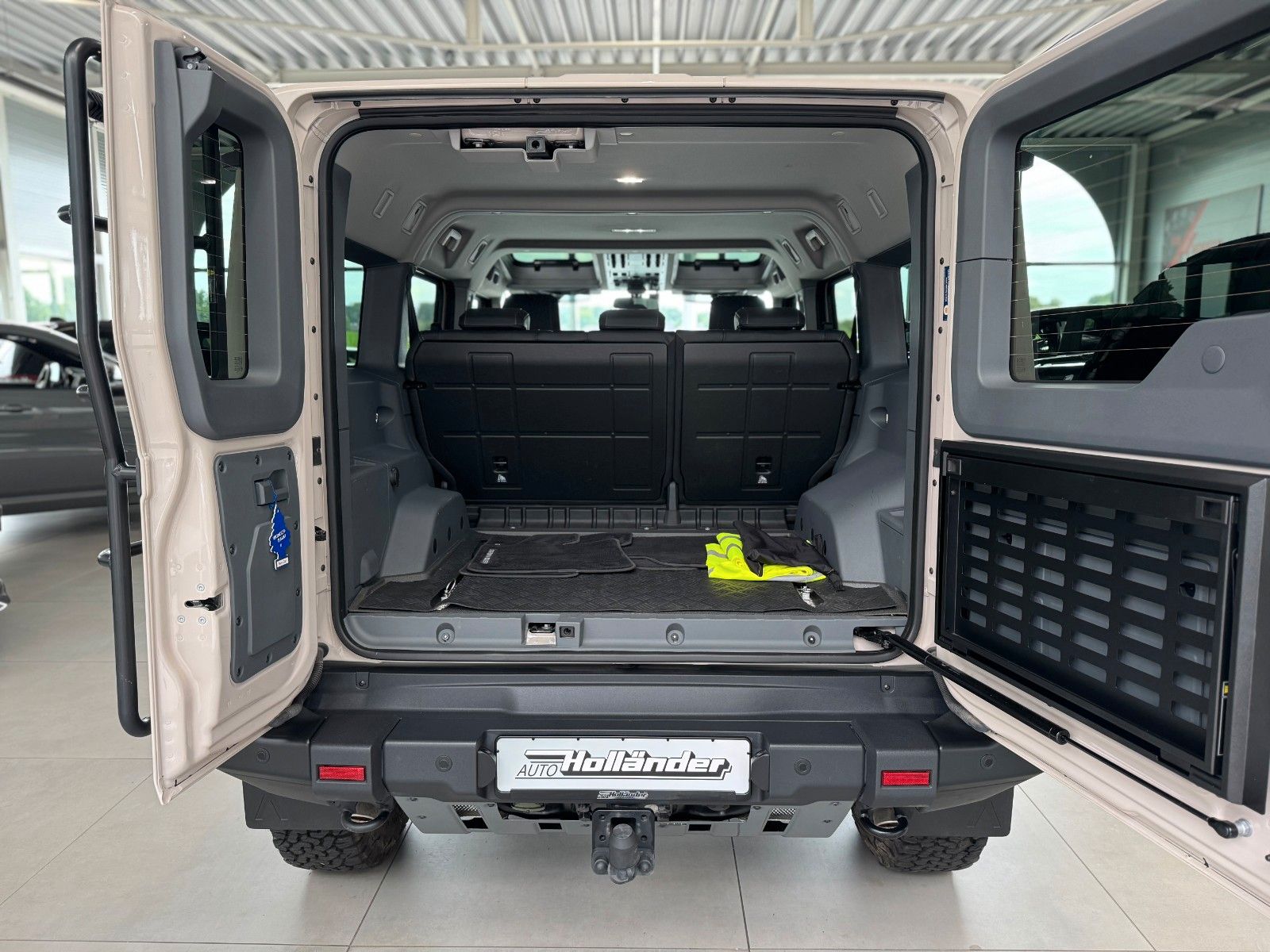 Fahrzeugabbildung INEOS Grenadier Station Wagon 3.0D Fieldmaster Edition