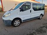 Renault Trafic Klima 6Platz Rollstulrampe - gebrauchte Renault Trafic aus dem Jahr 2008