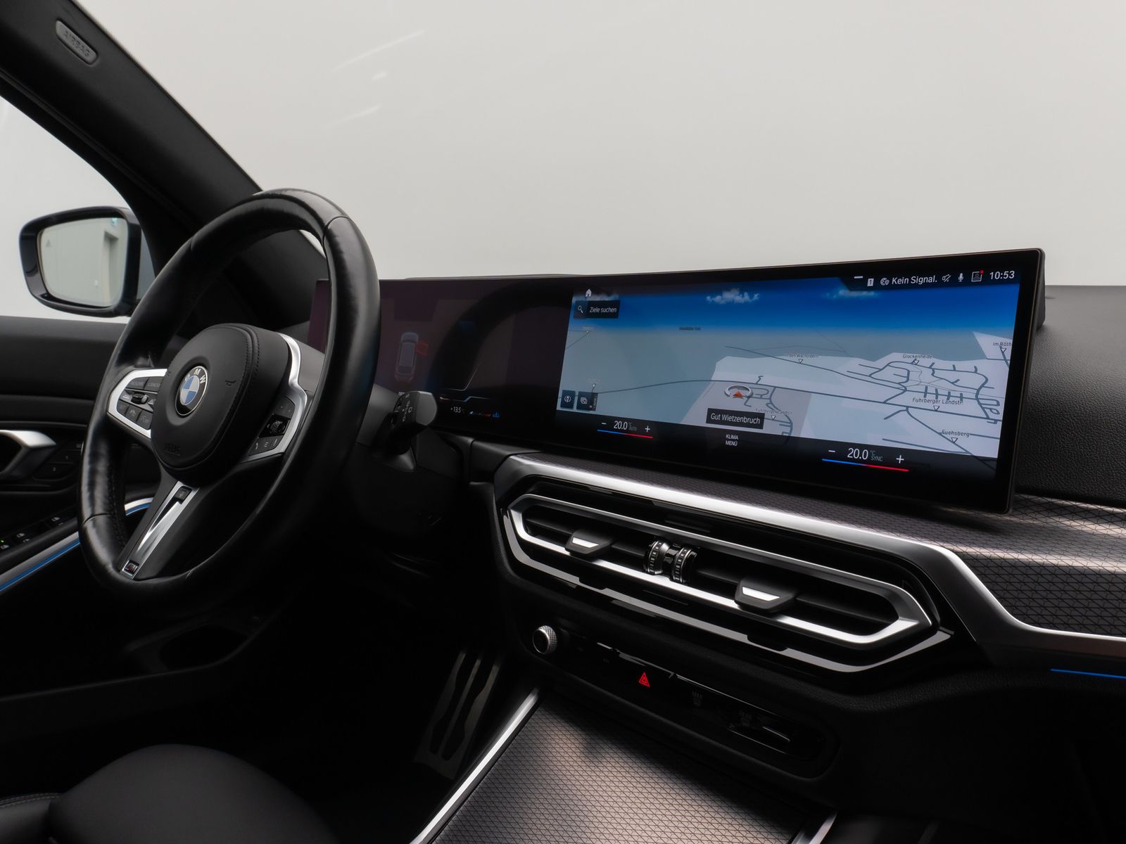 Fahrzeugabbildung BMW 320d M Sport Kamera DAB HiFi HUD Stop&Go Komfort