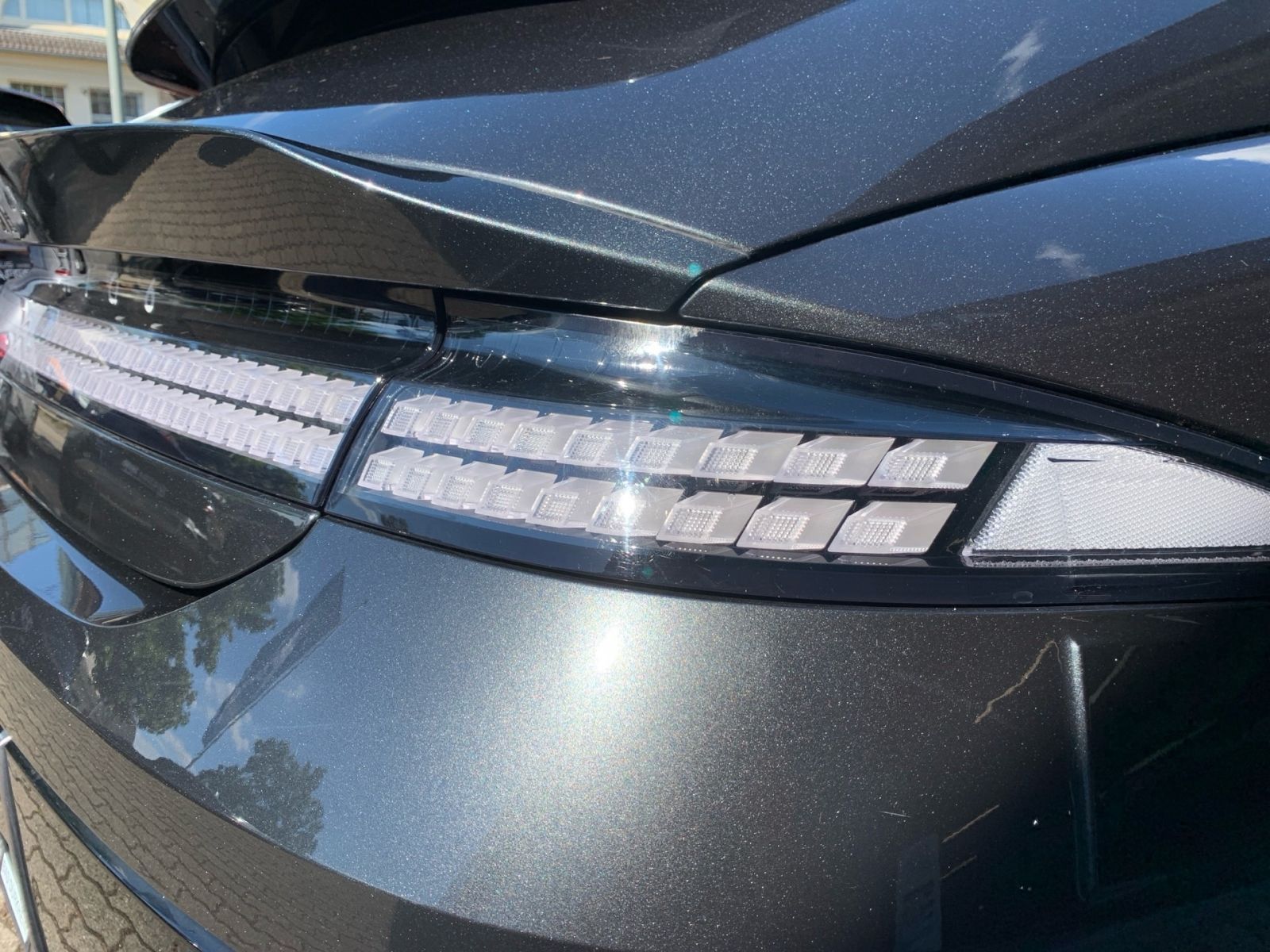 Fahrzeugabbildung Hyundai IONIQ 6 Techniq Elektro 4WD 77,4 kWh Park-Paket