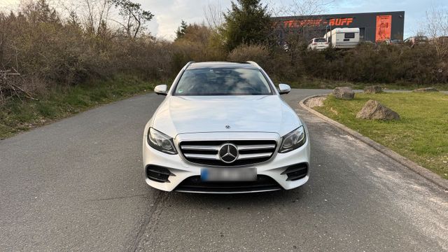 MERCEDES-BENZ Mercedes-Benz E400d 4Matic AMG-Line Tausch...