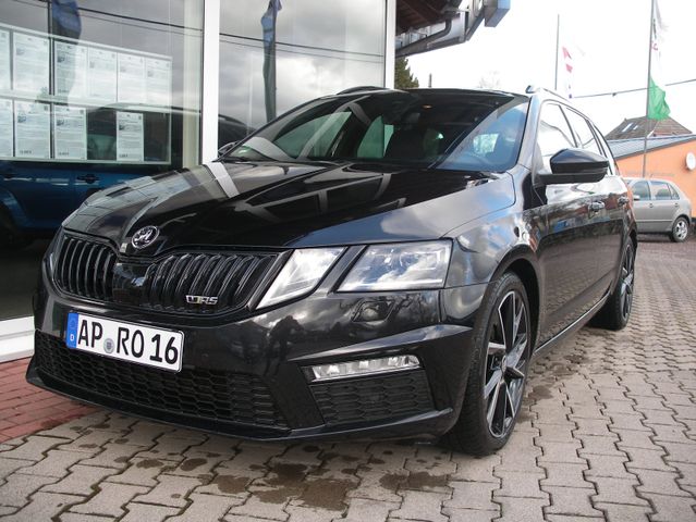 Skoda Octavia Combi RS 4x4 DSG Standheiz,AHK,Panodach