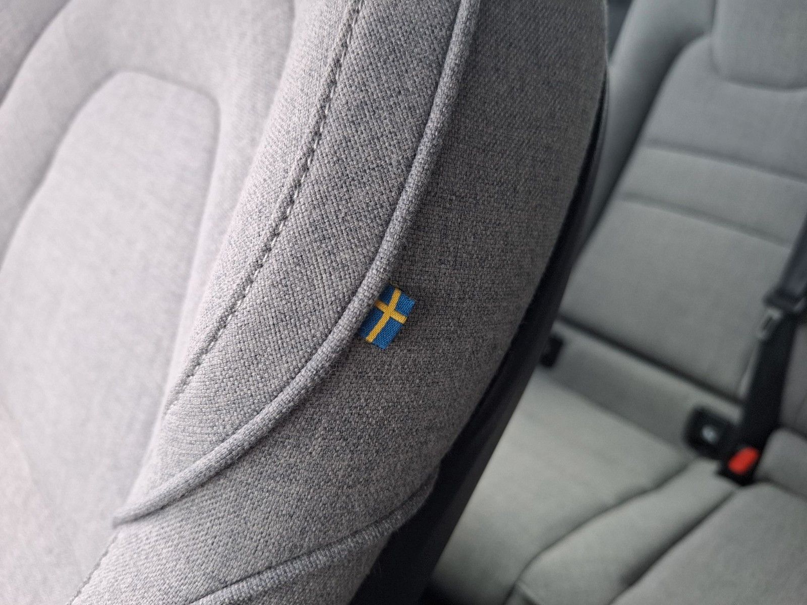 Fahrzeugabbildung Volvo V60 Kombi Inscription Recharge Plug-In Hybrid AW
