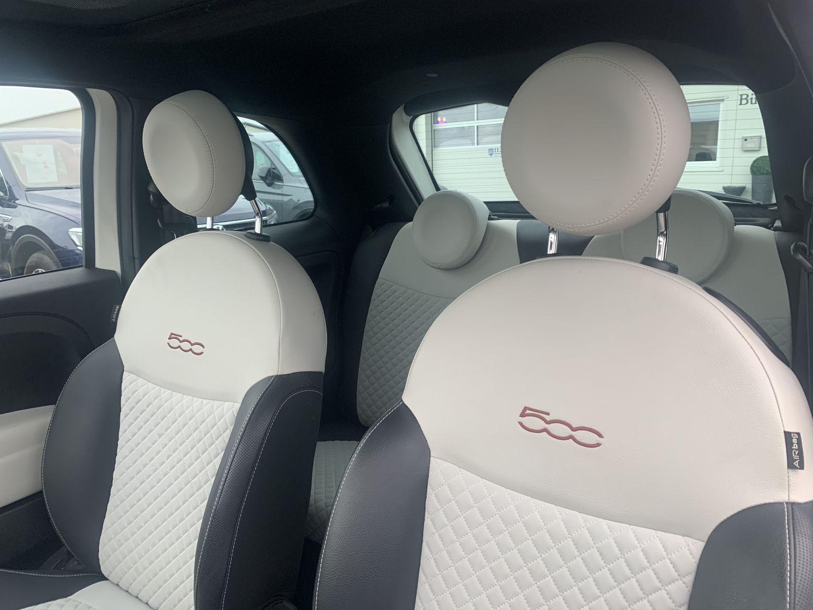 Fahrzeugabbildung Fiat 500 1.2*Star*Leder*CarPlay*SHZ*PDC*Navi*Temp*