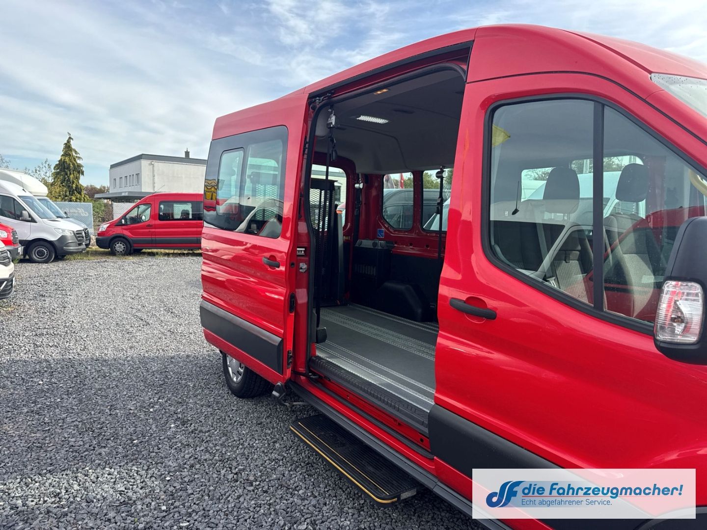Fahrzeugabbildung Ford Transit Kombi 350 L3 Trend 2.2 TDCi DPF *7060 *K