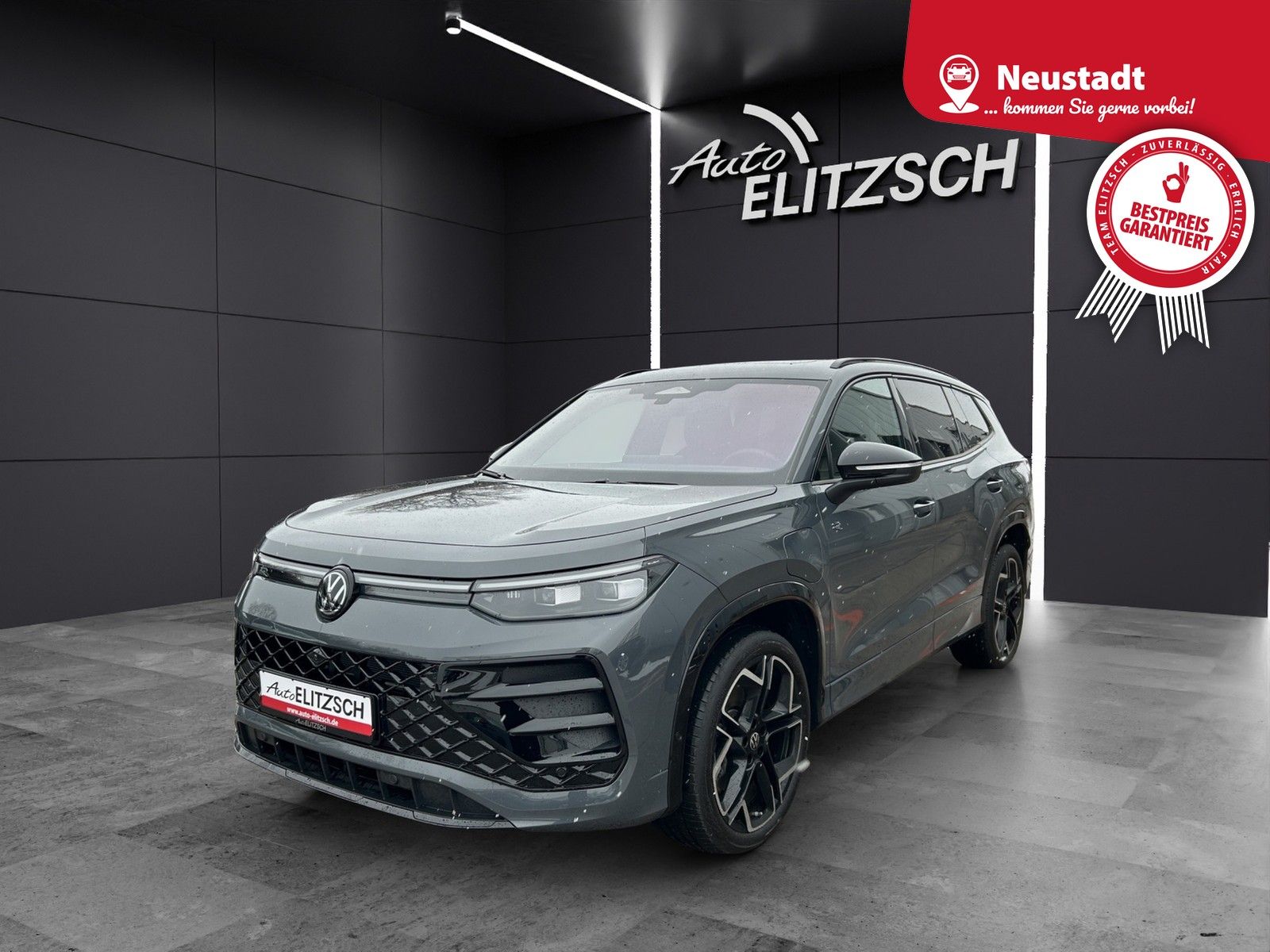 Fahrzeugabbildung Volkswagen Tayron R-Line PHEV DSG Matrix Navi ACC AHK PANO