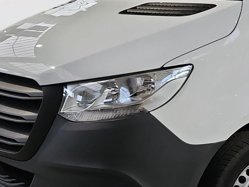 Fahrzeugabbildung Mercedes-Benz Sprinter 316 Doka 3-Seiten-Kipper 6Sitze 3,5tAHK