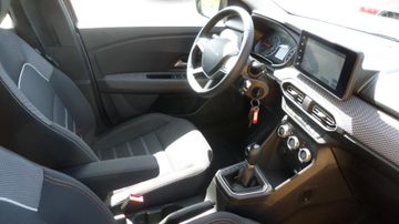 Dacia Sandero Stepway Expression TCe 90 PS CVT Automat