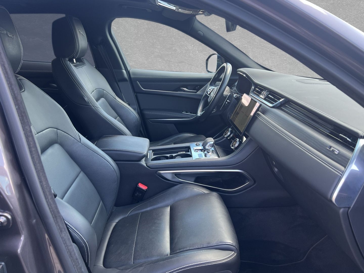 Jaguar F-Pace D200 R-Dynamic Black AWD *WinterP*El. Fon imagem 3