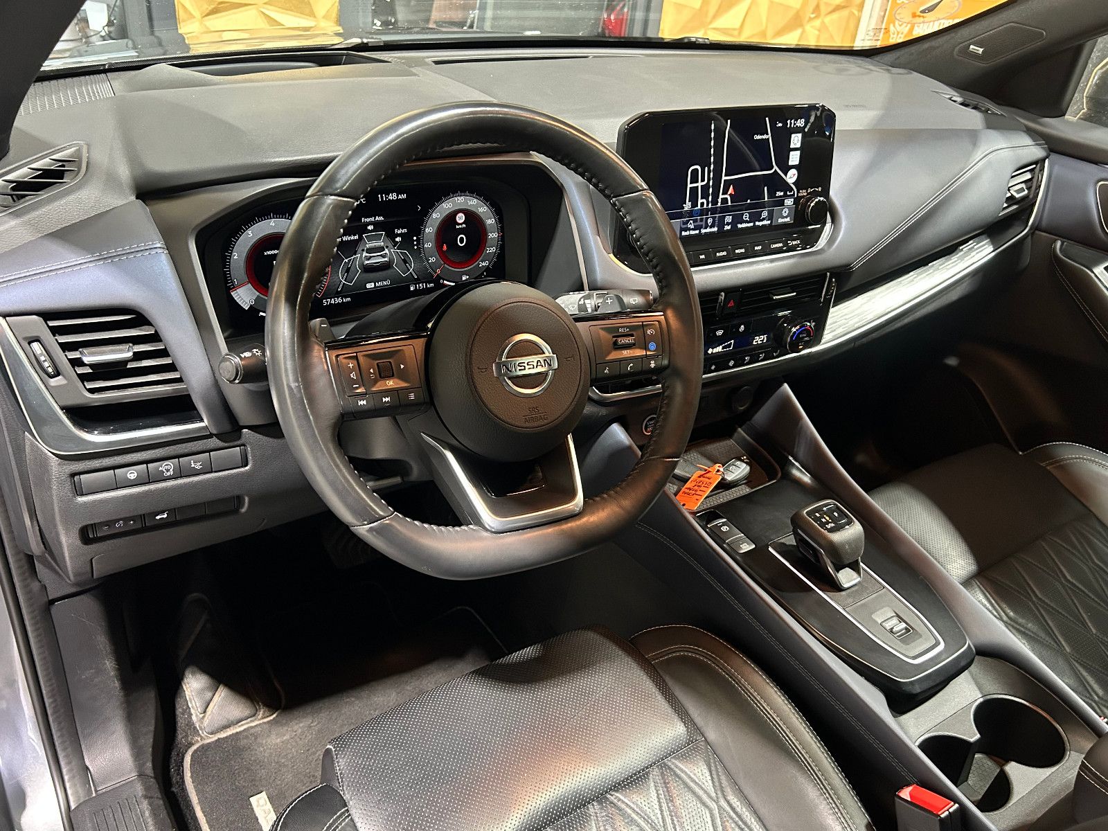Fahrzeugabbildung Nissan Qashqai Tekna/PANO/360°/APPLE/BOSE/HEAD-UP/SHZ