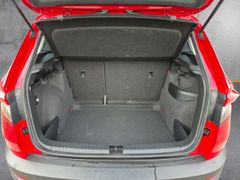 Fahrzeugabbildung Karoq Ambition 1 HAND DAB Ambientebeleuchtung SH