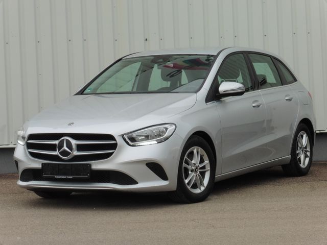 Mercedes-Benz B 180 d 7G-DCT 1-Hand Teilleder Navi Kamera SHZ