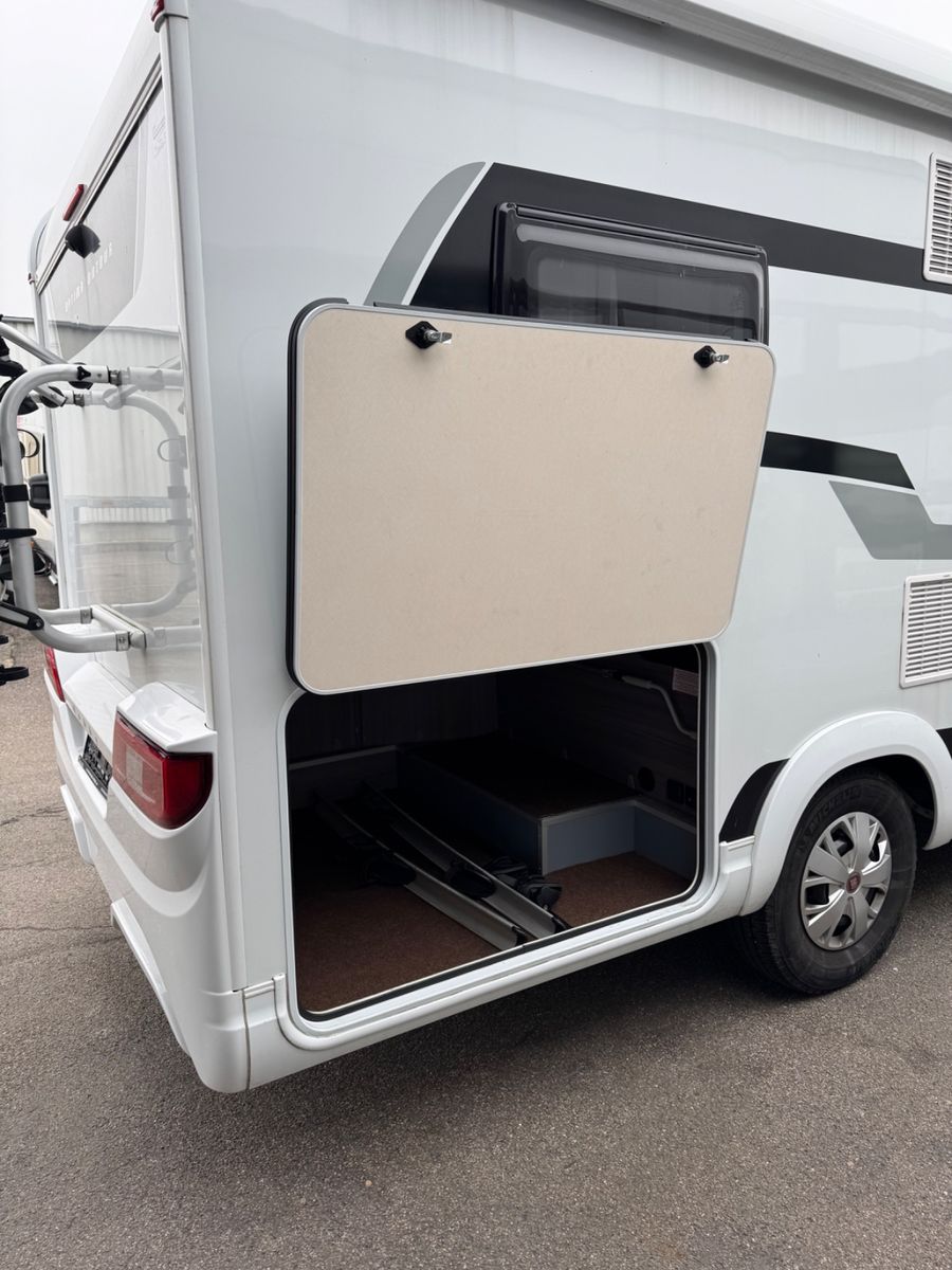 Fahrzeugabbildung Hobby T 65 HFL Optima on Tour Hubbett