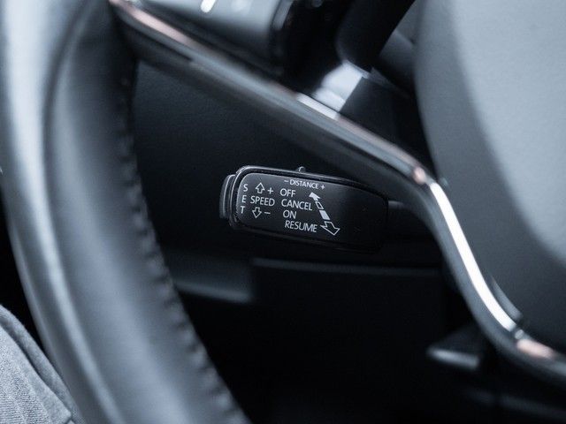 Superb Combi 2.0 TDI Style DSG MATRIX+RFK+ACC