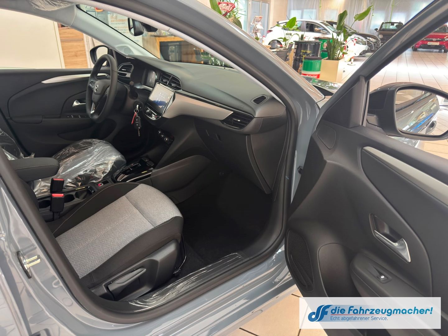 Fahrzeugabbildung Opel Corsa-e F e Edition Digitales Cockpit LED Apple