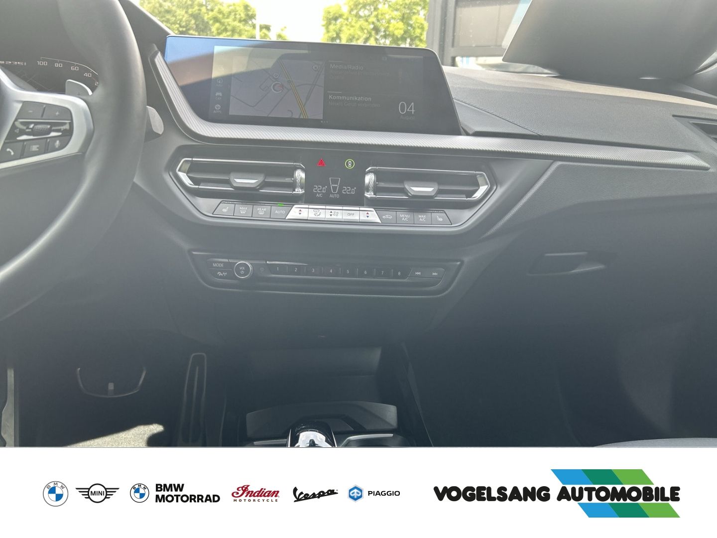 Fahrzeugabbildung BMW M235i xDrive Gran Coupe Park-Assistent Head-Up H