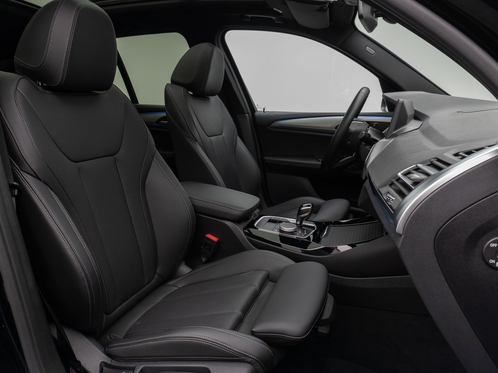Fahrzeugabbildung BMW X3 xD20d Panorama Kamera DAB HiFi CockPit+ Sport